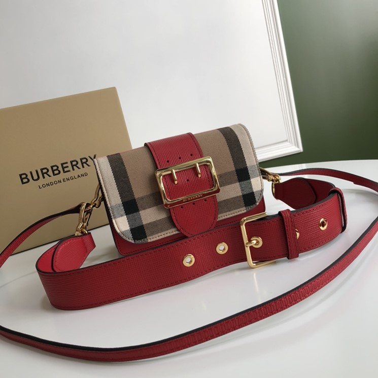 BURBERRY