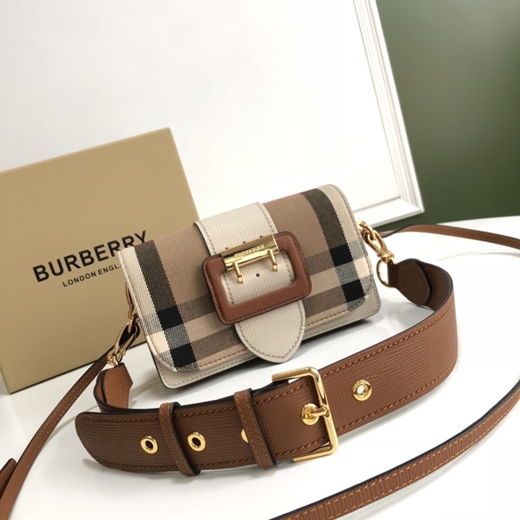 BURBERRY