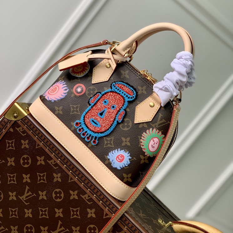 LOUIS VUITTON