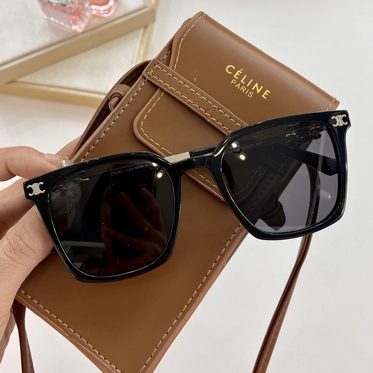 CELINE