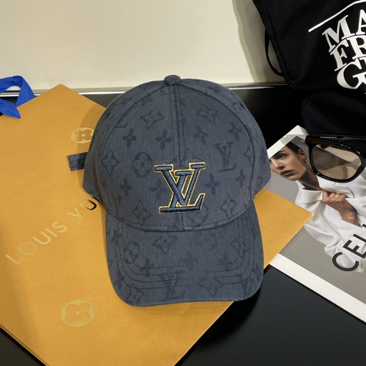 LOUIS VUITTON