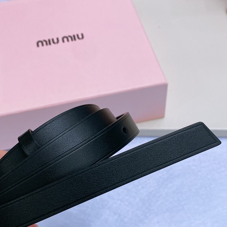 MIUMIU