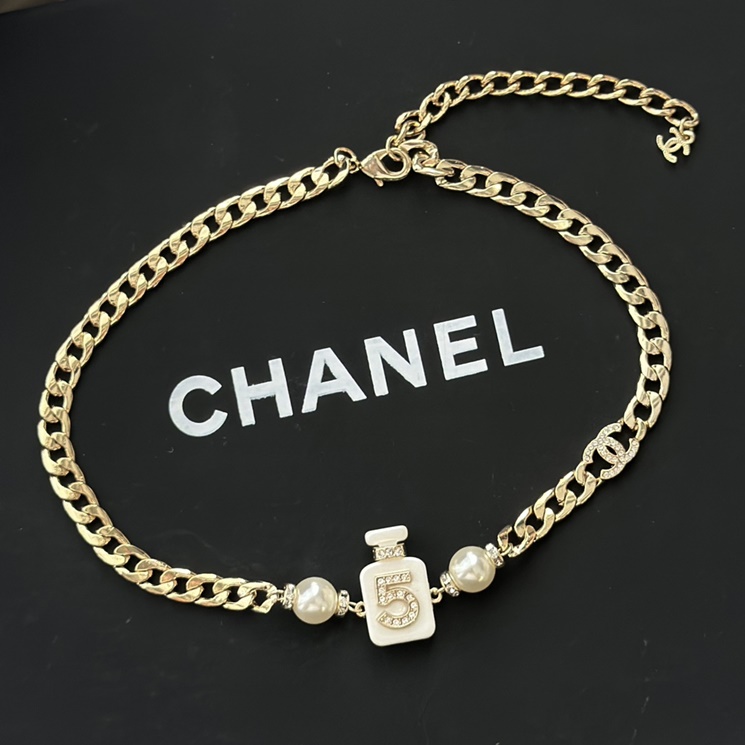 CHANEL