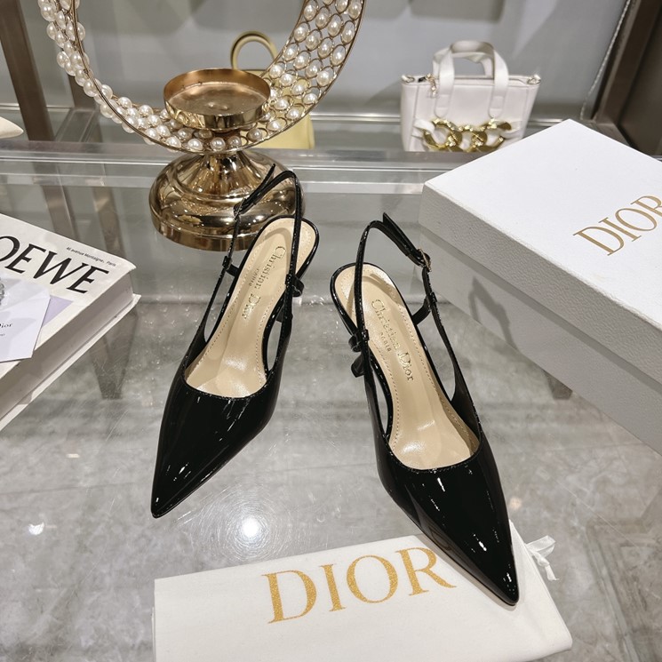 DIOR