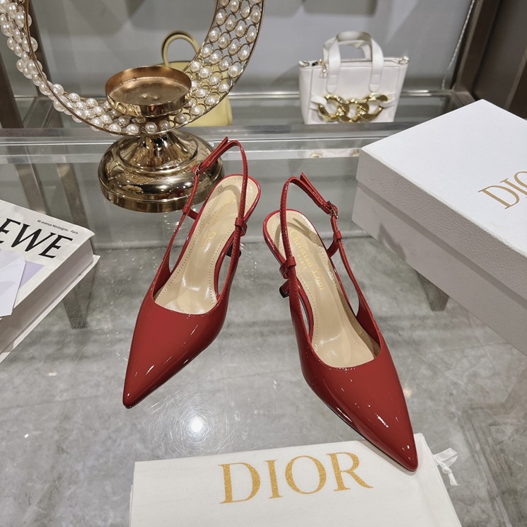 DIOR