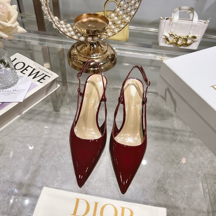 DIOR