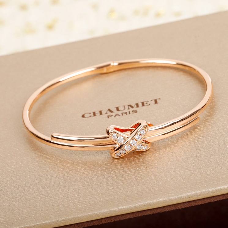 CHAUMET