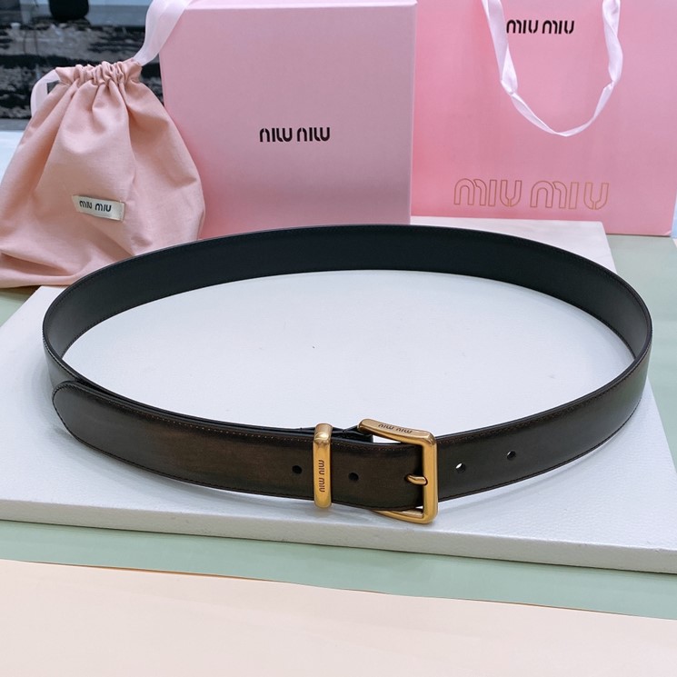 MIUMIU